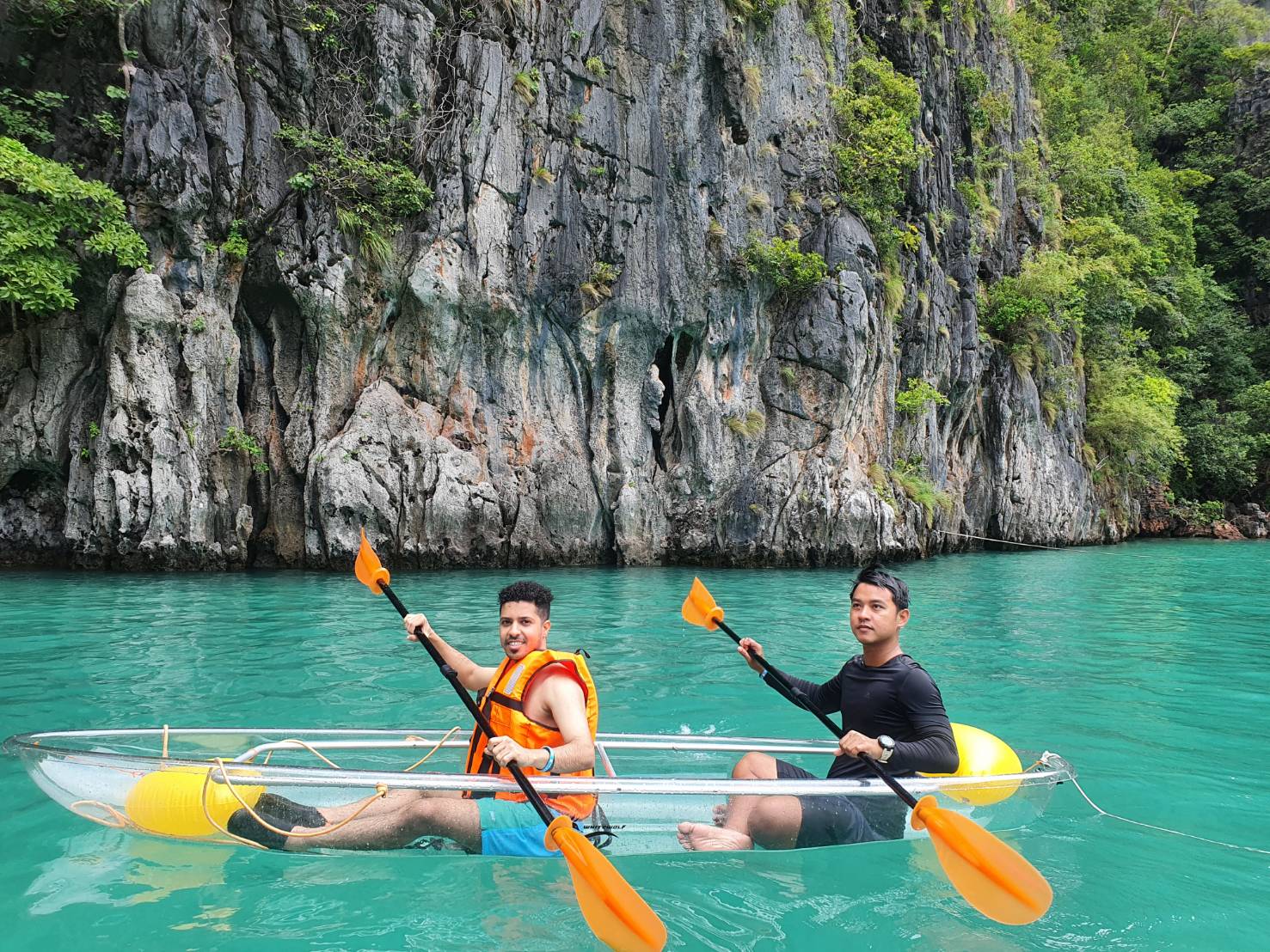 Clear Kayak-min